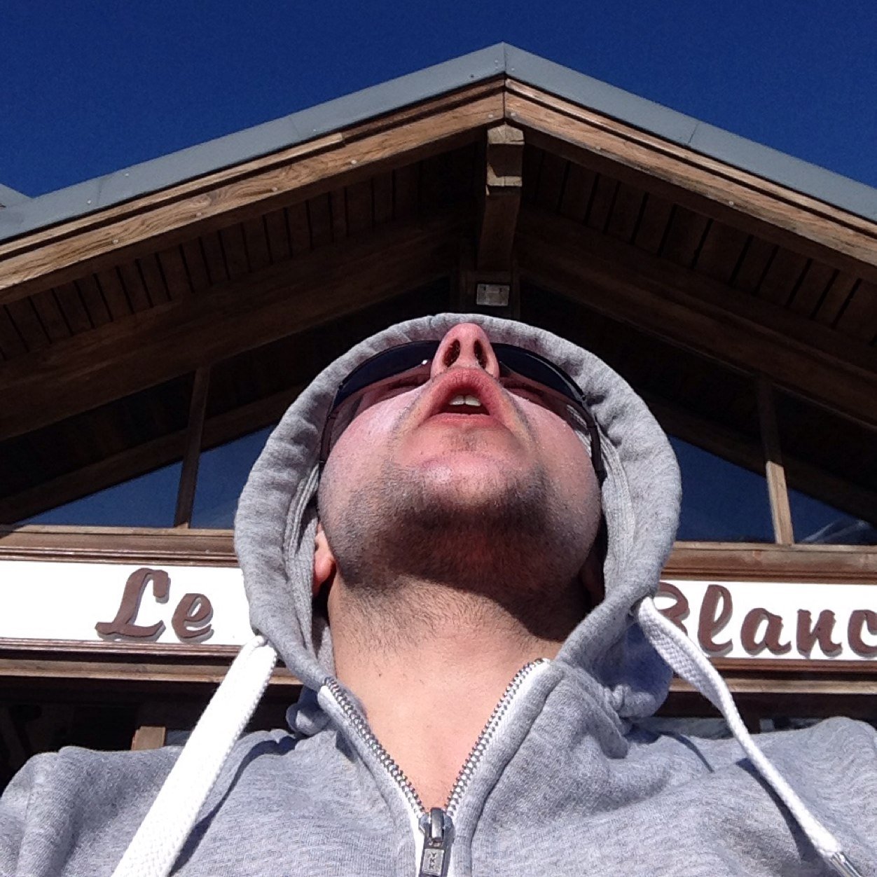 down_niel's profile picture. 