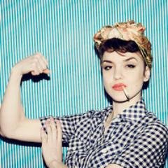 Tweets and thoughts of a strong girl (well, at least tryin' to be). Feel free to show some love by hitting the follow button!