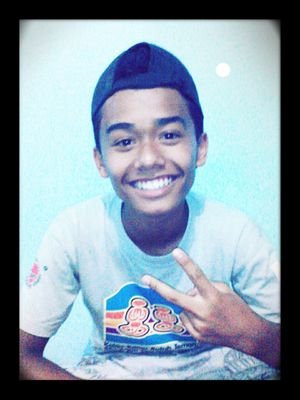 sayang sama orang yang beneran  sayang,  bukan yang cuek  mulu  :(