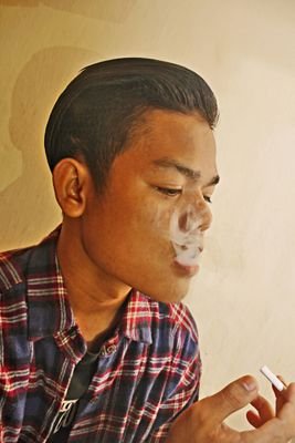 keluarga sekecil dan seancur apapun tetap keluaga