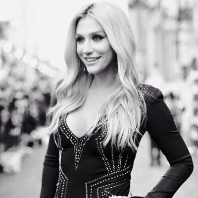 Ke$ha follows here! Follow my main account: @iisjake!!! #AnimalLove