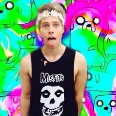☻ Sucking ass since April 14' ☹☮Sarara•Peyton•Megan•Abbu•Emma☮