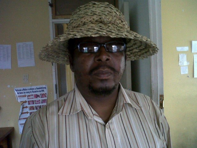 alfthotolo's profile picture. What you see is what you get!