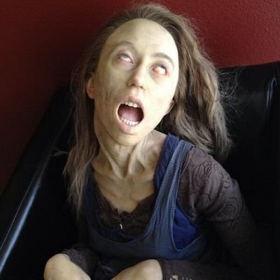 I'm awesome and I tweet random shit. I'm still an American Horror Story nerd!!
