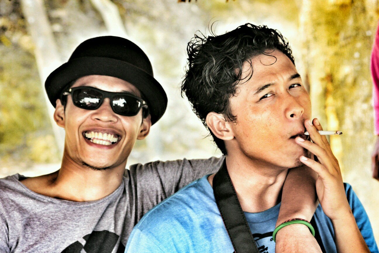 pranandaalbert's profile picture. kami hanya ingin menyusuri jalanan dengan scooter kami #satu vespa bejuta saudara#       salam mesin kanan