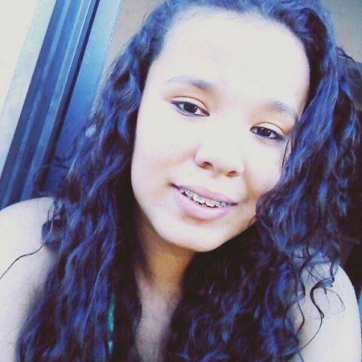 . garota diferente ♪