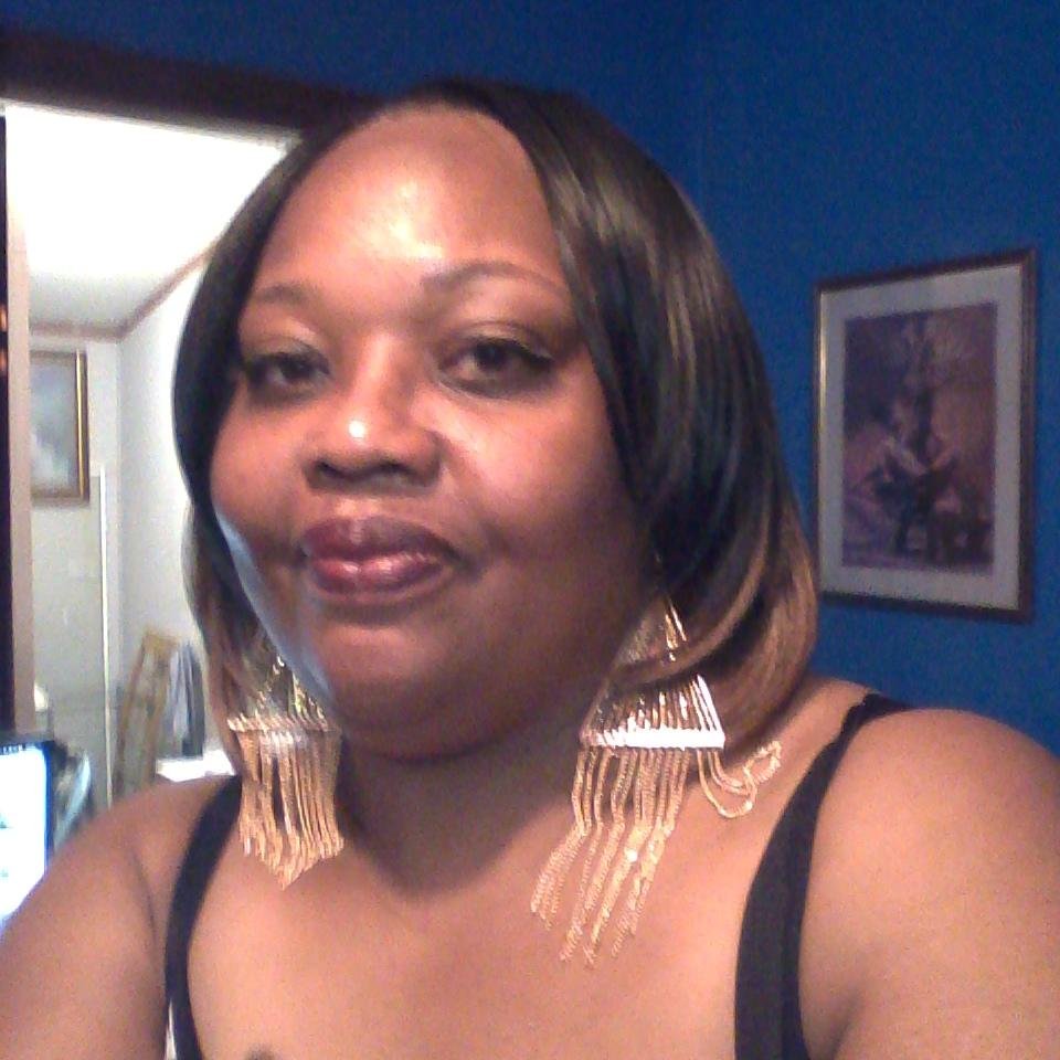 BoazandR's profile picture. Woman of Valor born in Byhalia Mississippi. Daughter of the-Greatest Woman in Mississippi Elma Brunson, the Granddaughter of Alma Brunson. Passing the Legacy!