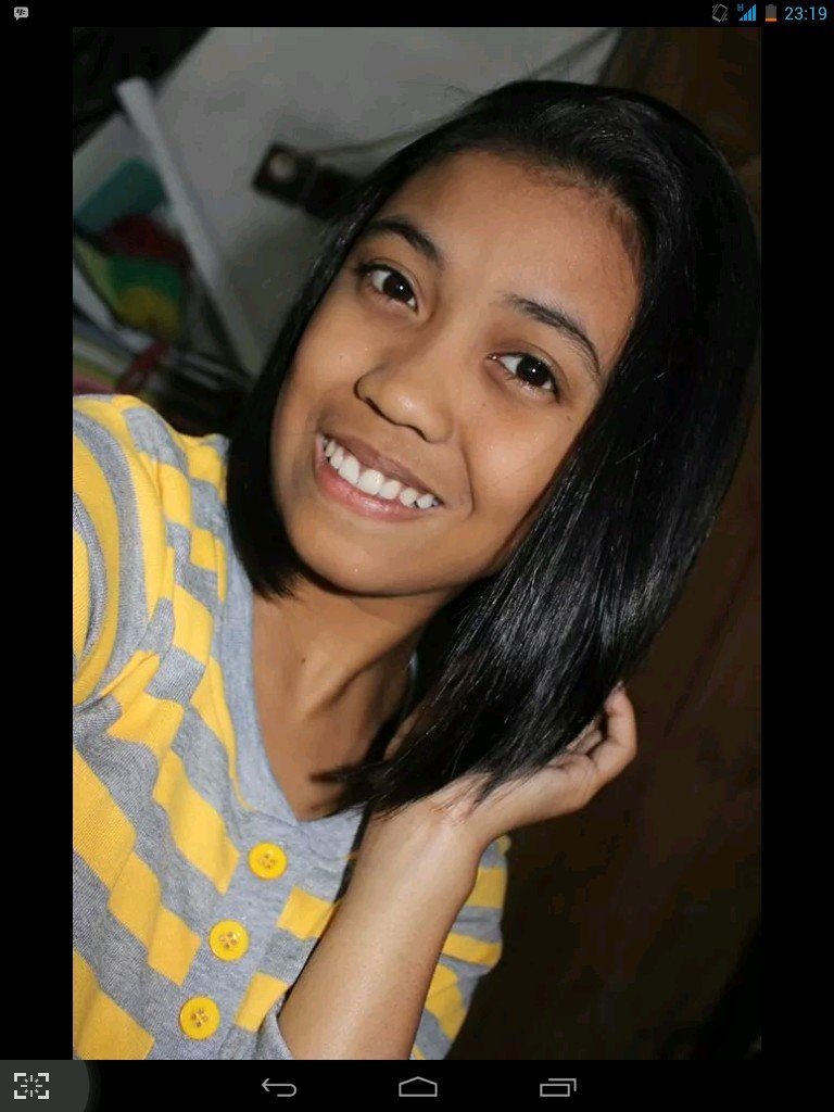 ErinneVee's profile picture. Desain Grafis