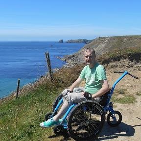 Still working hard.. Looking forward to using my @mountaintrike on those country routes. Taking #hyperbaricoxygen therapy @WestYorkshirems.