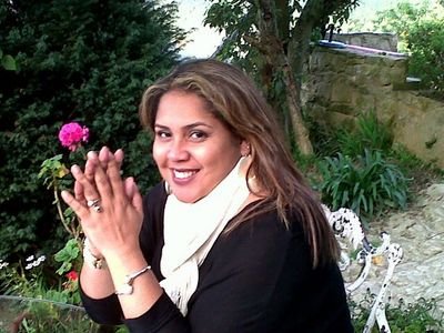 Profesional Asesor Logístico en import Export y DTD Venezolana,  Guaireña y Feliz!!