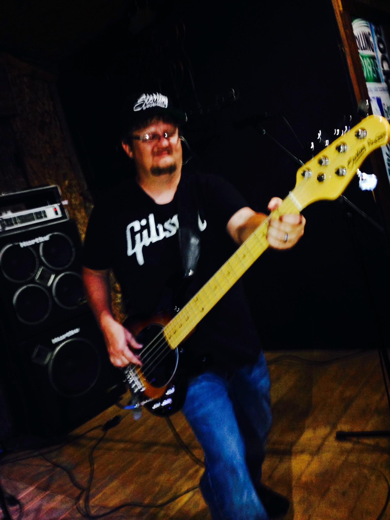 touring and Nashville studio artist #AudixArtist #sterlingbymusicman #edenamps
