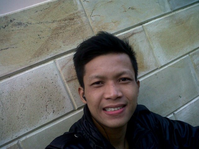 buat gw...fliend's sangat pntingg... fliend's.. mbuat gw tauu banyak hall...
