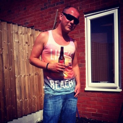 mattchambers11's profile picture. Treat people with respect and you will get treat with reapect back ! Live life as u never know whats around the corner ❤️