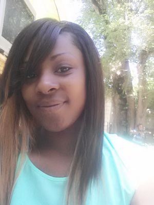*iM SiMpLy Me*.. Yu OnLy GeT {ONE} LiFe To LiVe && [iM LiViN iT]