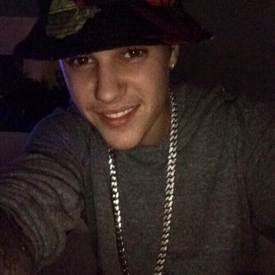 TE DEI UM FOLLOW GRATIS, SIGA A @sincelani PFV