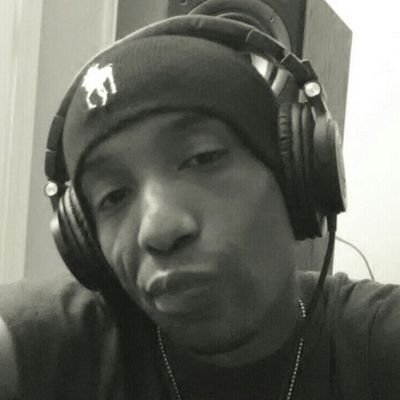 Computer tech, artist, gamer, tech enthusiast