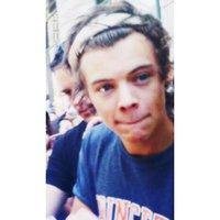 Hey can you follow @niallshlag please ? Love yooou