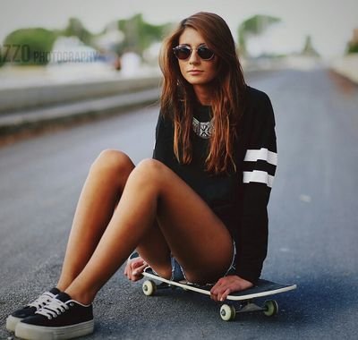 14. Daughter of Arabella and Hayes Hudson. Best friend of @Red_Eagle_Eyez | @FrczenLcve Please don't leave me Nick. I love you so much it hurts.