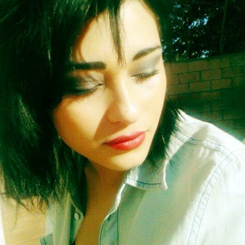 Hel3na93's profile picture. I tasted the honey of your red red lips. I do pinky farts. ♀♀