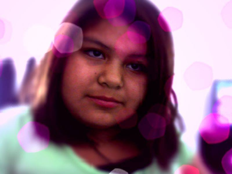 I love my friends when they have time for me,love pizza, my bed and internet please follow me n i follow you back