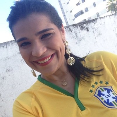 sempre em busca de ser somente feliz