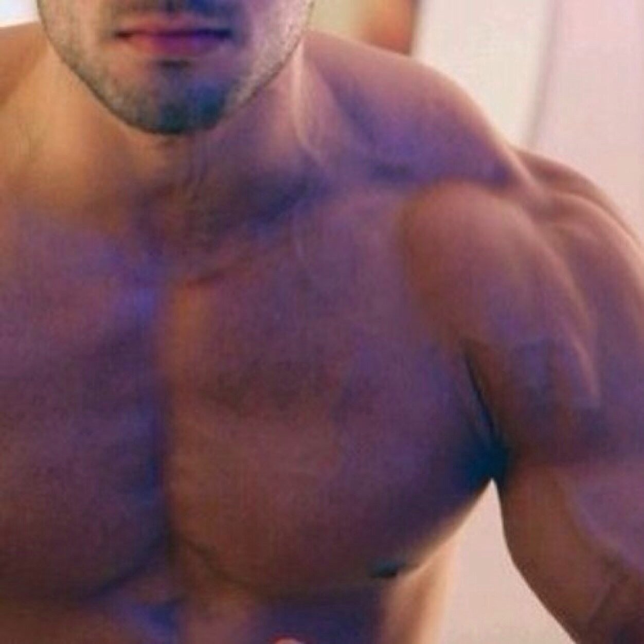 لاصار خلي شوفته مستحيله الله يكثر صورته في خيالي (مساعد طبيب) الشرقيه
Saudi Arabia - Kuwait