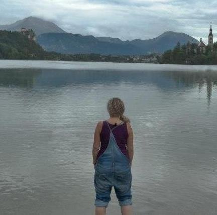 carlylouise79's profile picture. Drumming my fingers into the light fantastic. Or something.