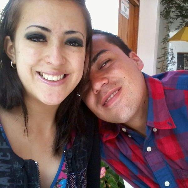 lichisol's profile picture. soy una persona feliz junto a mi familia, trabajr y soñar es mi sombra que me segira para toda la vida..
amo a Dios a mi hija y mi esposo..