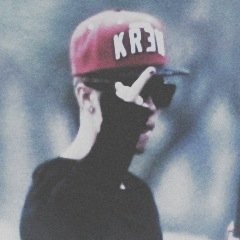 one less problem if @JustinBieber followed me