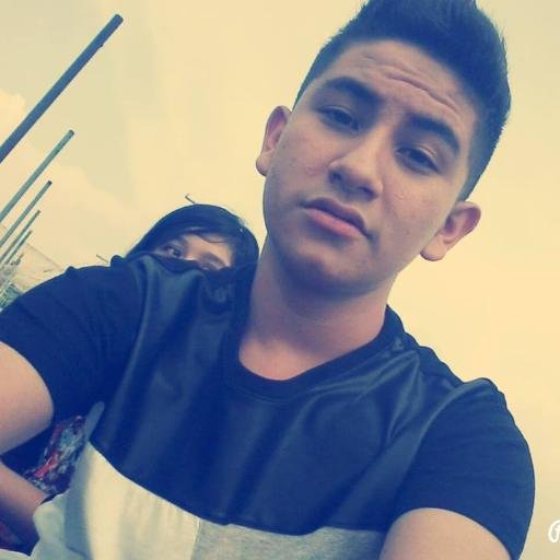 Follow me and i follow :')