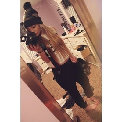 dm for kik // i love roleplaying.