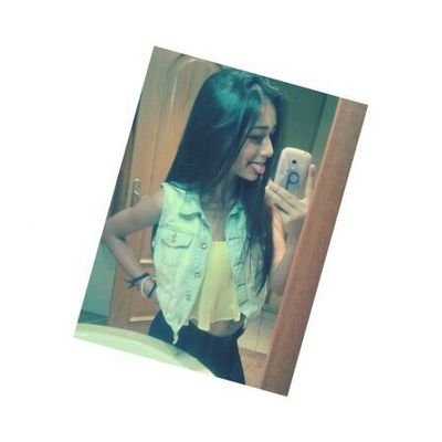 ¿Sabes cuantos pasos hay de tu cama a la mía? Míos diecisiete, tuyos muchos menos.