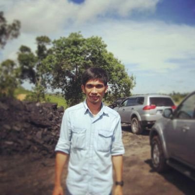 R10Setiawan's profile picture. Live is Adventure