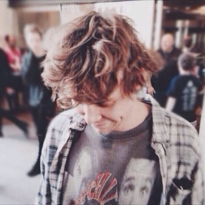 AshtonsC0ck's profile picture. ✿ We'll never be as young as we are now ✿