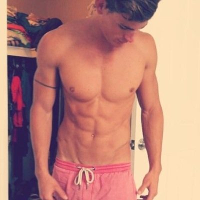 Je fais la promesse suivante : 
Suis mes conseils et ton corps seras evoluez ! 
No Pain No Gain 
Adopte un nouveaux mode de vie ! 
Respecte ton corps mon amie