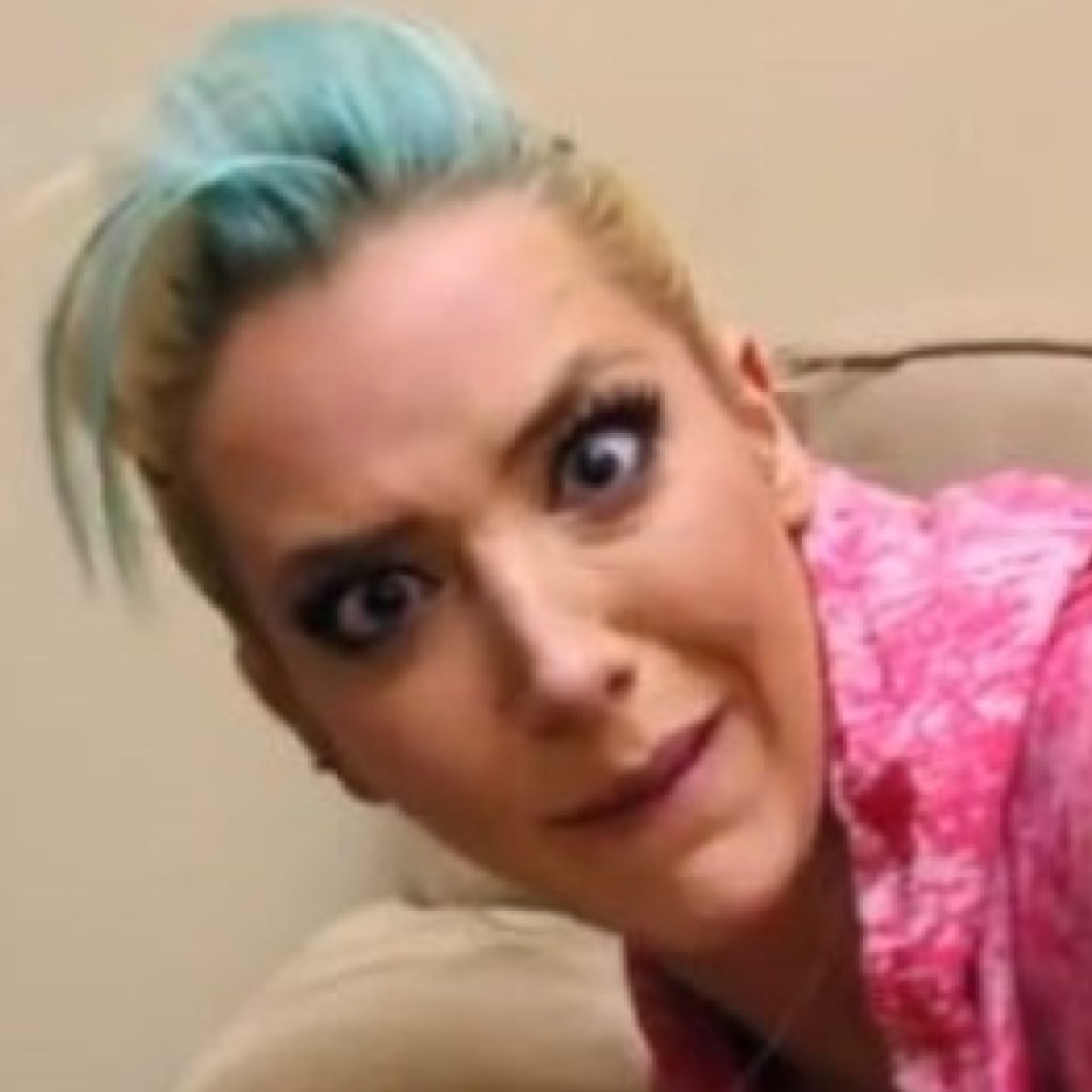 jennamarblesn0t's profile picture. *PARODY ACCOUNT*
The many faces of Jenna Marbles. Go follow @jenna_marbles shes amazing. SUBSCRIBE TO HER CHANNEL ⬇️⬇️⬇️⬇️⬇️