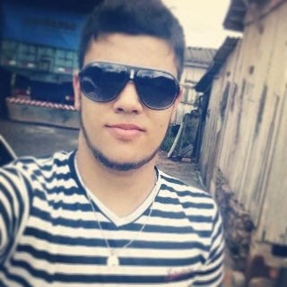 Camisa 12 não é brincadeira , é lado a lado com o coringão... Jah Bless