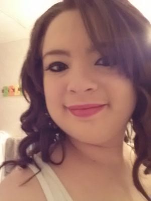 OLIVE_JIMENEZ's profile picture. not an artist, not a singer, not a genius.... just me.