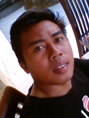 taharachmy's profile picture. 