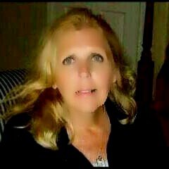 Divorced/1Son/Bf/Love Music/VIP Concerts/The Beach/Dance/Art/Movies/TV/Travel/Laughter/LoveIsTheAnswer/Karma/Gratitude/DoNoHarm