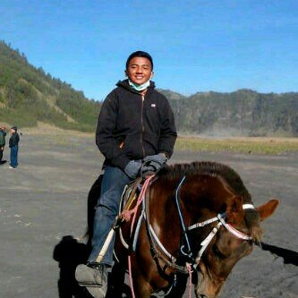 RizkyFammi06's profile picture. satradhirsa