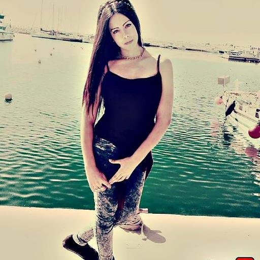 I'm a girl from Cyprus-14 years old♥follow me I'll follow you back ♥ and never forget that you don't have to give up...cause one day the dreams come true..!!♔