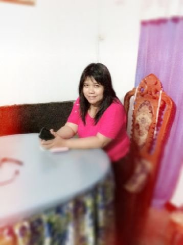A mother, a wife, a journalist and a lover.