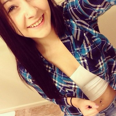 LLindzee's profile picture. 18✨ with brave wings she flys