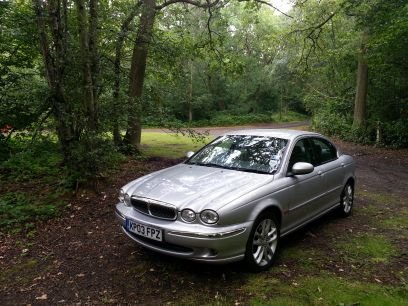 Chris Hopper AMIMI Jaguar technician and enthusiast with over 30 years dedication to the marque.
Technical advisor to the Jaguar drivers club.