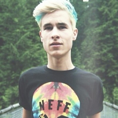 Sam pottorffs piercings are hotter than the bottom of my laptop
