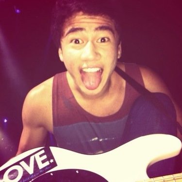 follow my main account @__lukehemmo ilysm