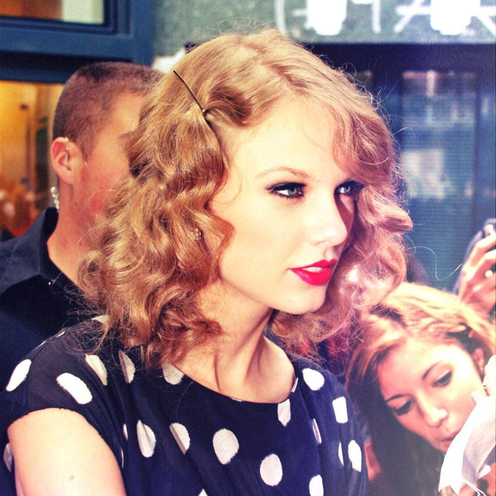 this is a vote account for #MTVHottest Taylor Swift