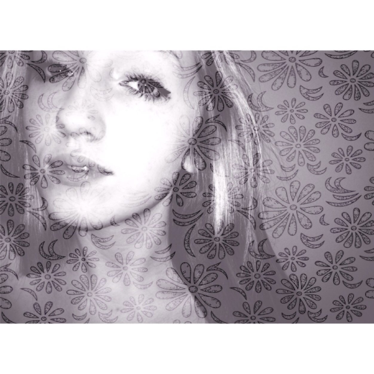 FOLLOW MY ACCOUNT @nashtyemma
ask for a fb on there and i will follow back !