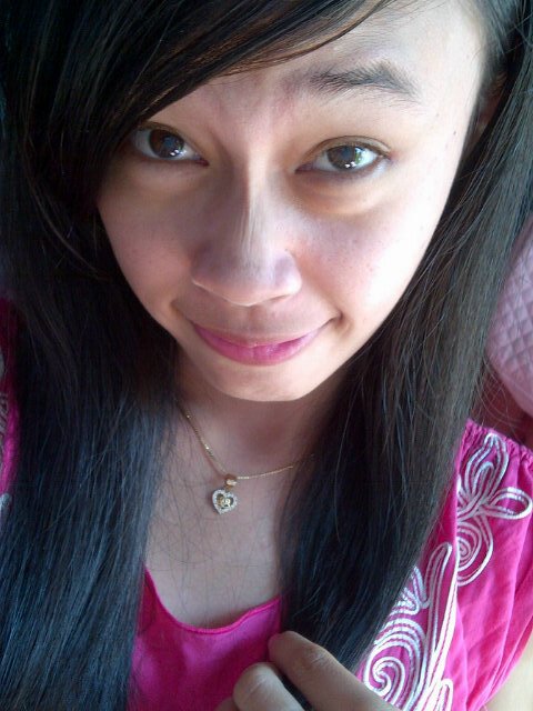 ernitha_tha's profile picture. 